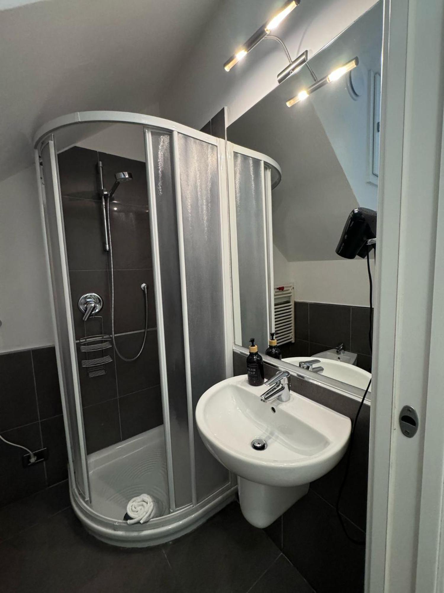 Garda Sweet Apartments Арко Стая снимка